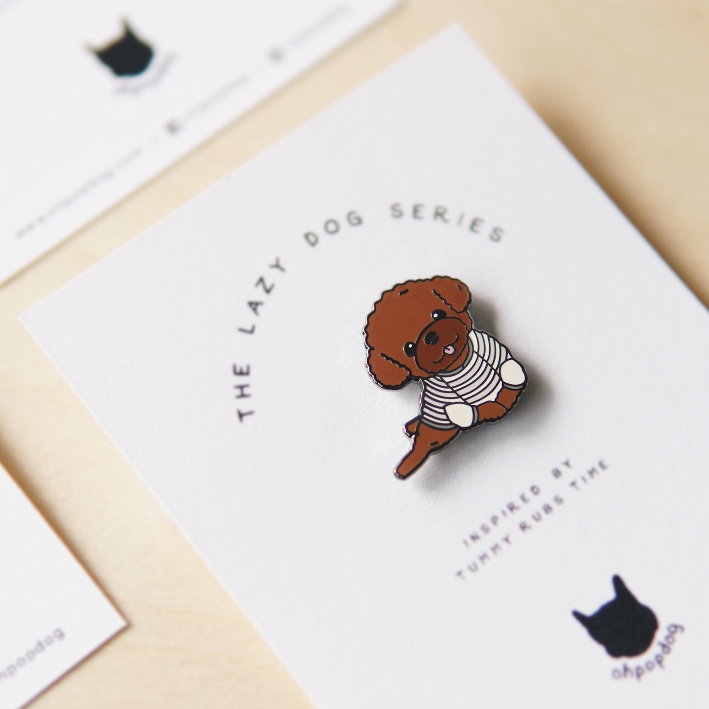 Poodle Pin - Living - opdsg